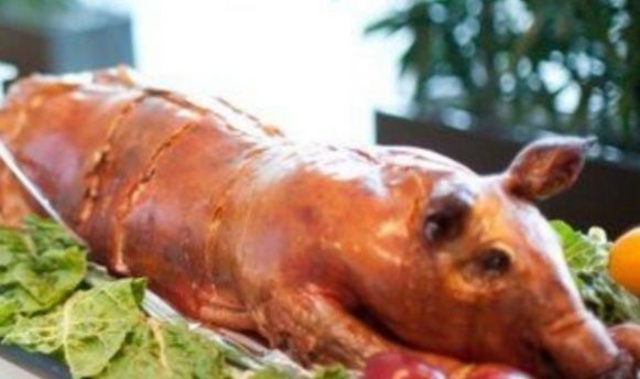 Prosie po wypatroszeniu gotowe do pieczenia z własnego chowu od ROLNIK