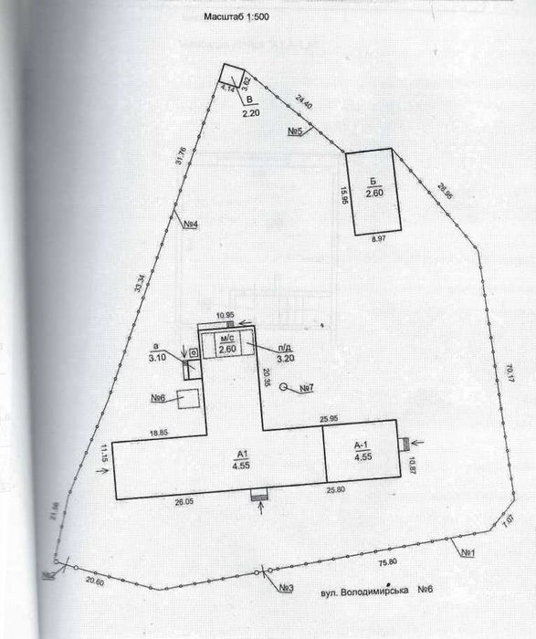Одноповерхова будівля S= 976.5 м2 0.5 га, Драбів, вул. Володимирська 6