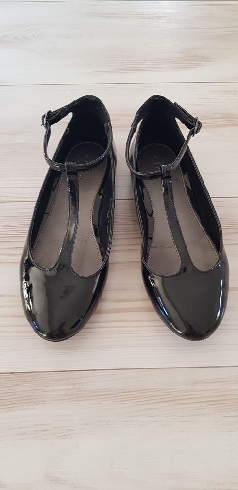 NEXT buty lakierowane rozm 36/37