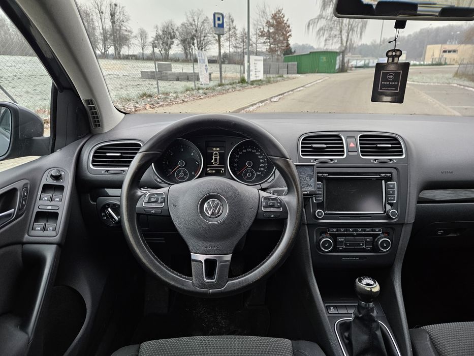 Volkswagen Golf VI 2010 2.0TDI 140KM 5Drzwi Bogato wyposażony