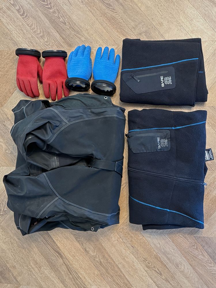 Suchy skafander BARE X-Mission Evolution Tech Dry XXLs