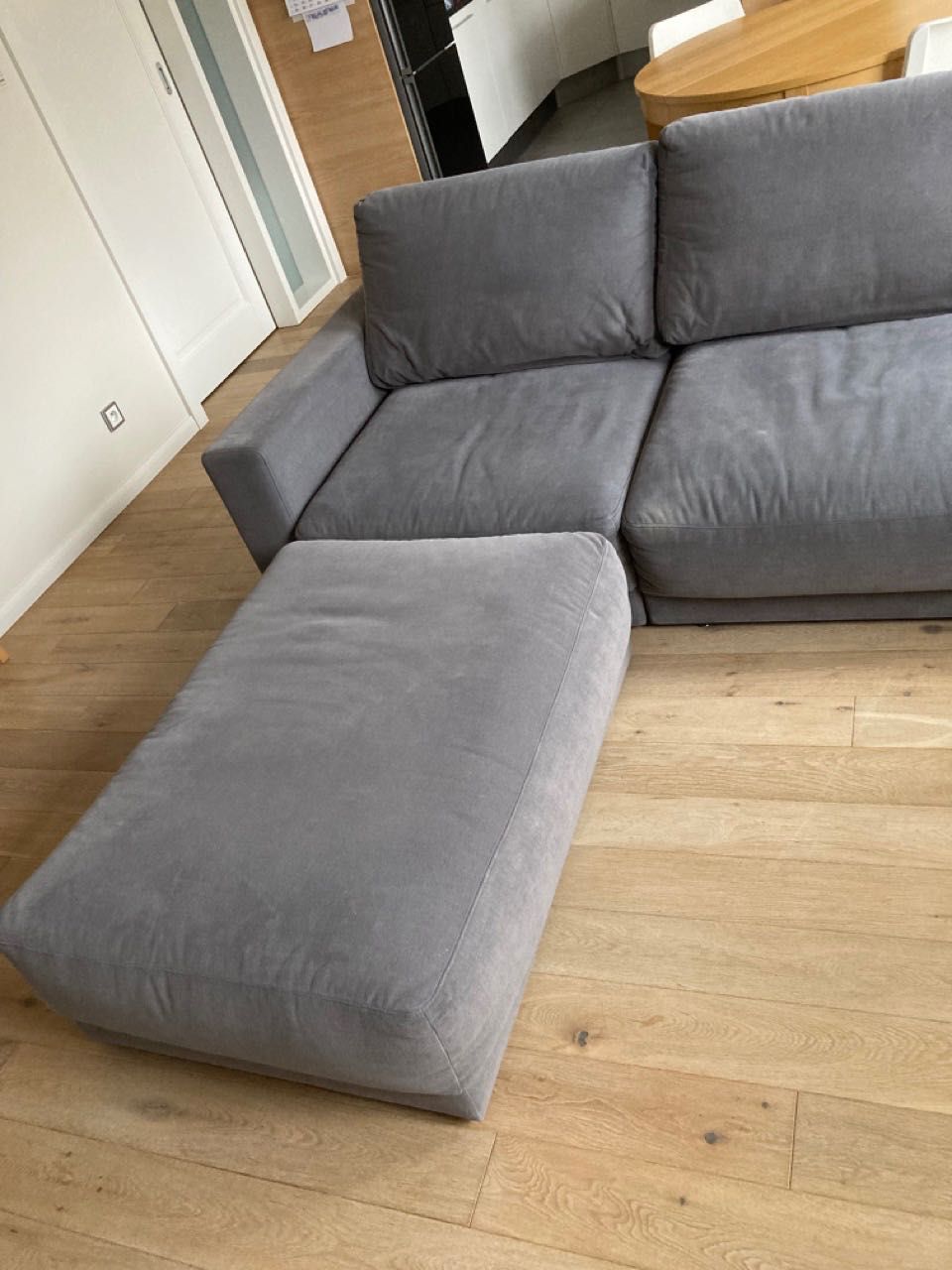 Prestiżowa sofa modułowa Comforty - BADU by Tomasz Augustyniak