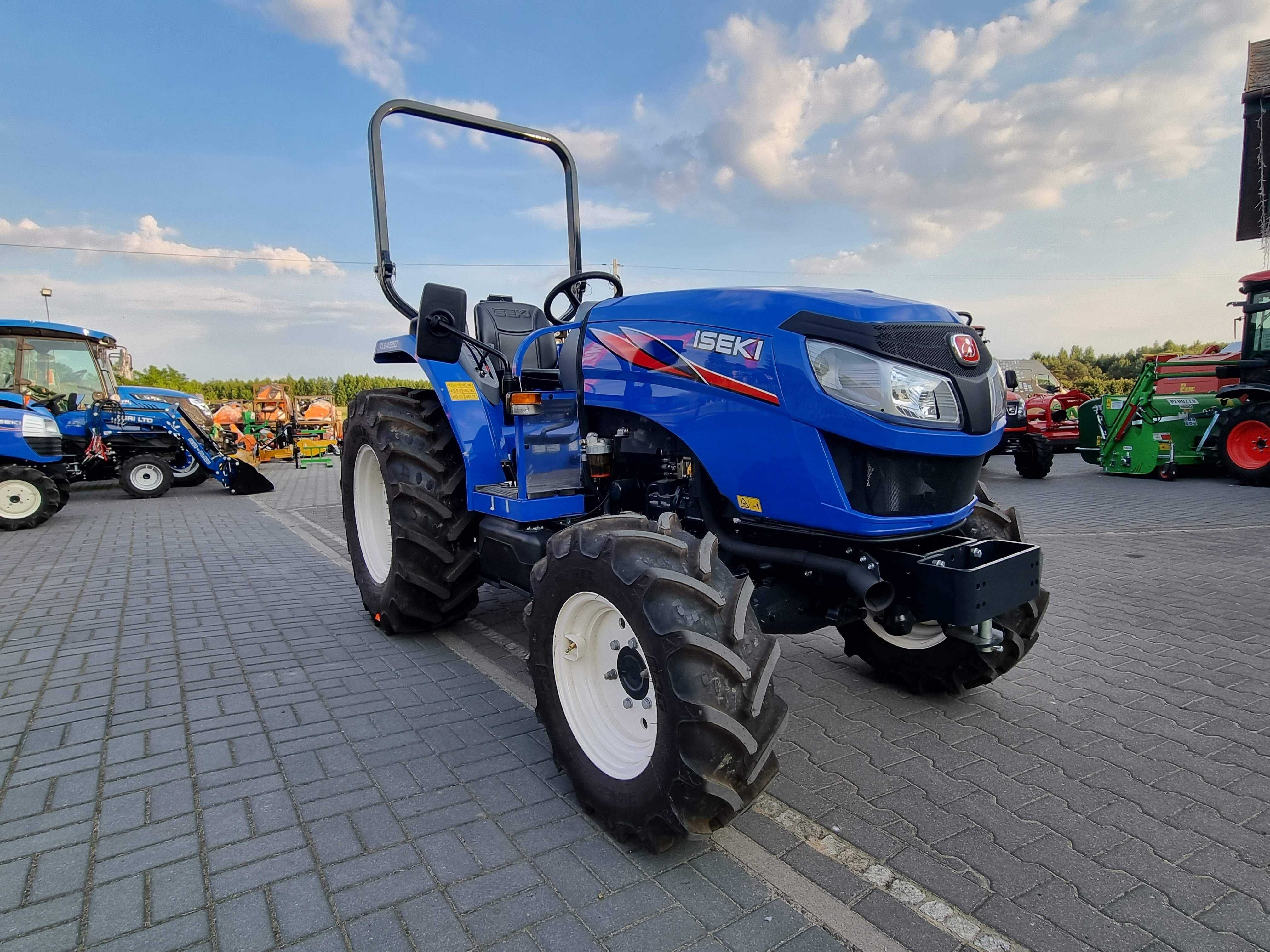 Japoński Traktor ISEKI TLE4550 o moc 55 KM