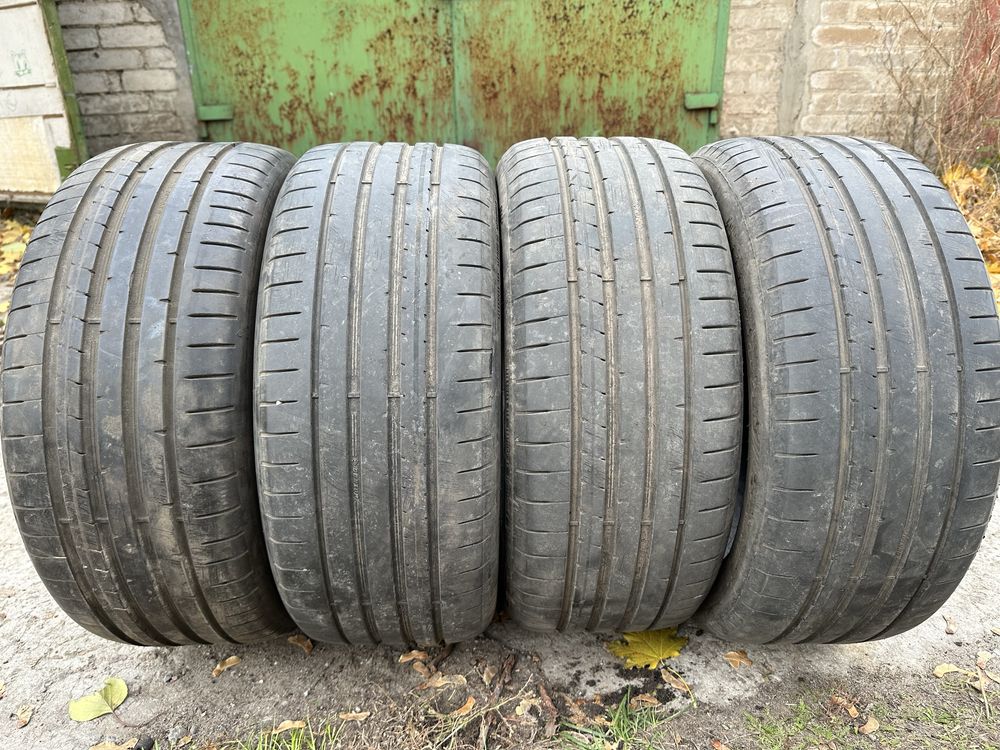 Летняя резина DUNLOP 225/45 R18