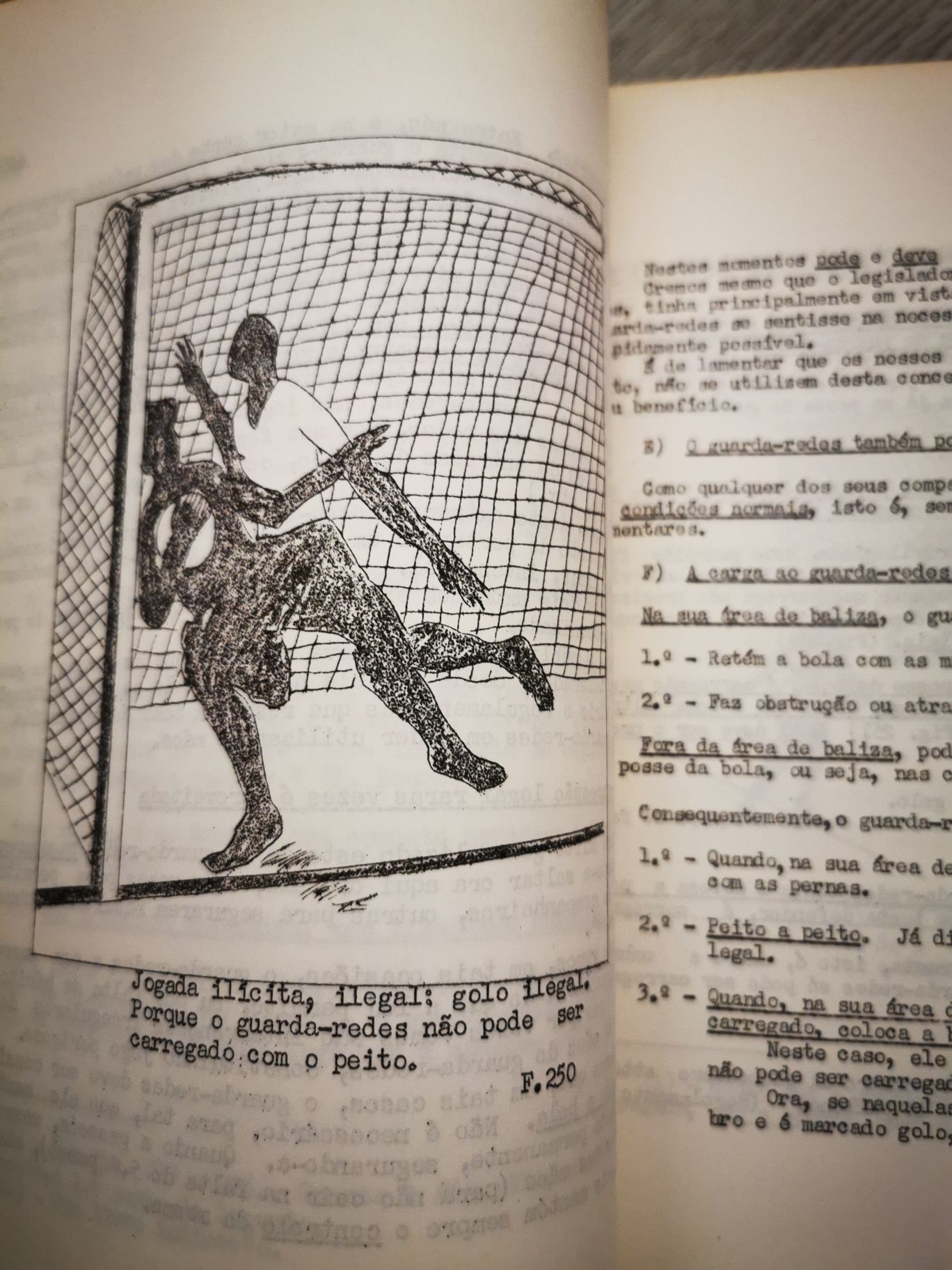 Livro - Tratado ilustrado de Leis de Futebol