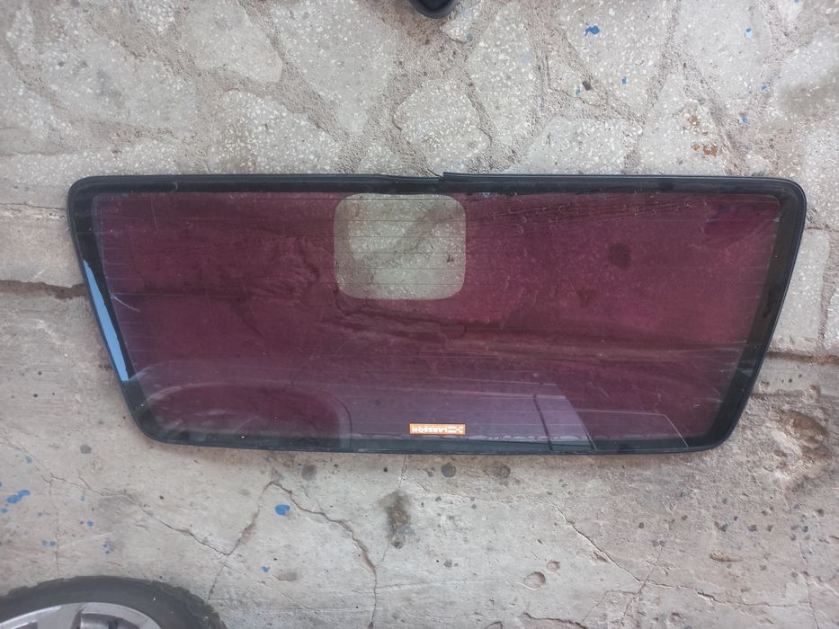 Vw t4 szyba tylnia podgrzewana z tylnej klapy