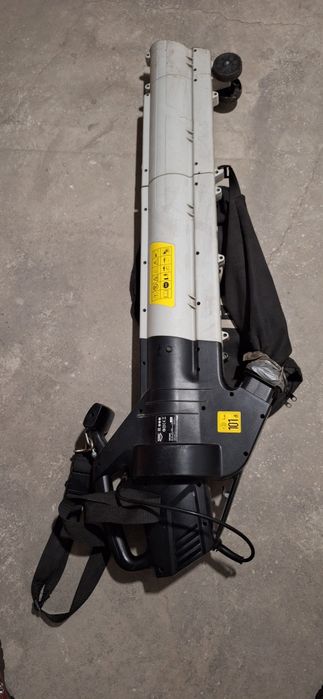 Dmuchawa-odkurzacz do liści