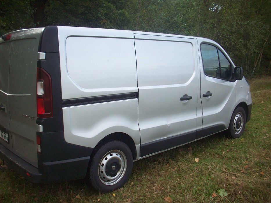 Renault Trafic  1.6 dCi 120 KM 2017r klima navi Sprowadzony