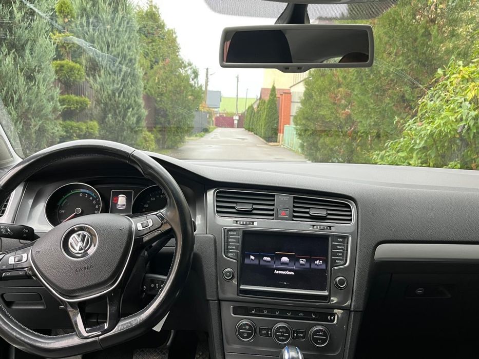 Volkswagen E-Golf 24,2 кВт