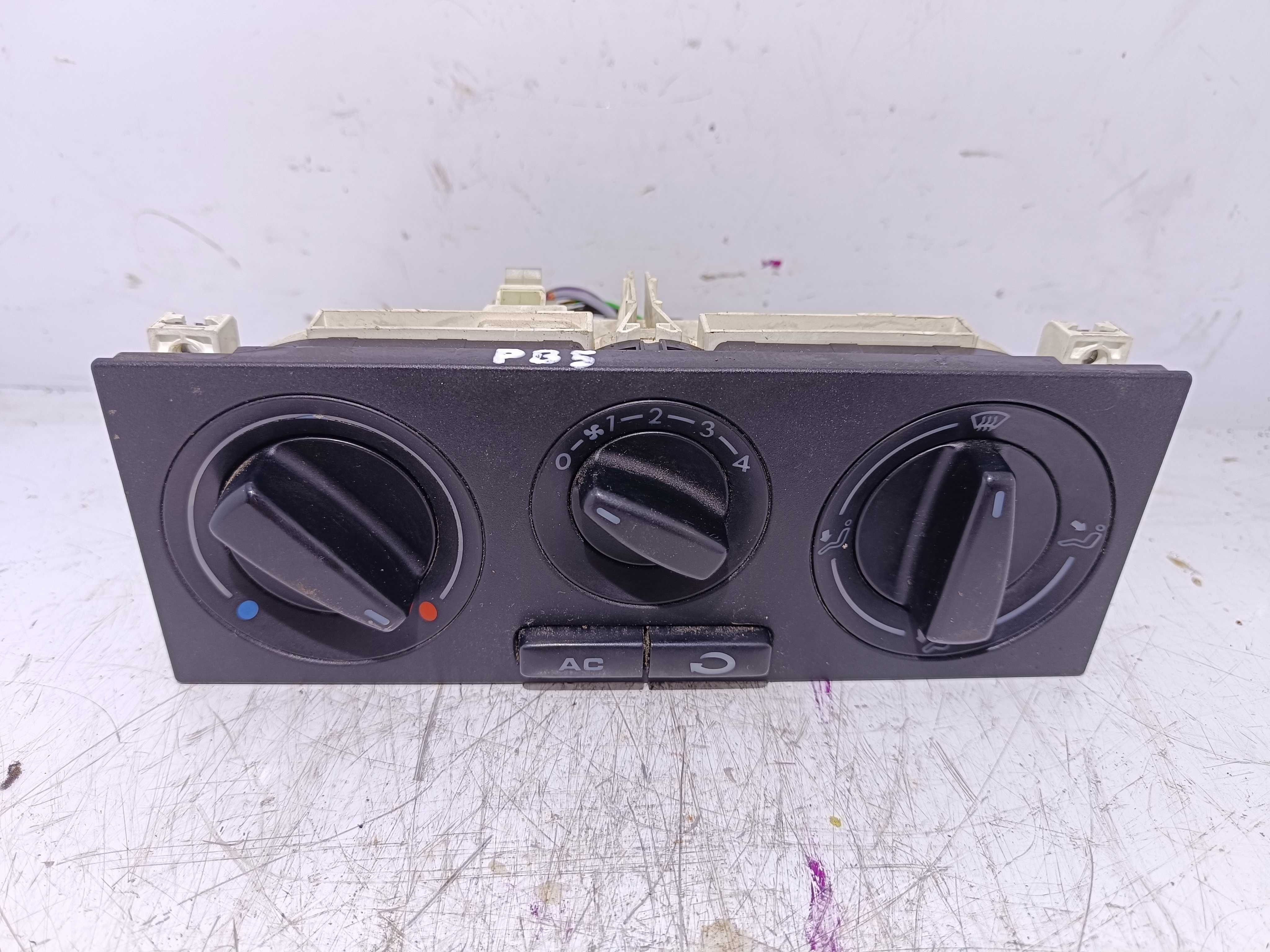 Panel nadmuchu powietrza PASSAT B5 1.9 TDI