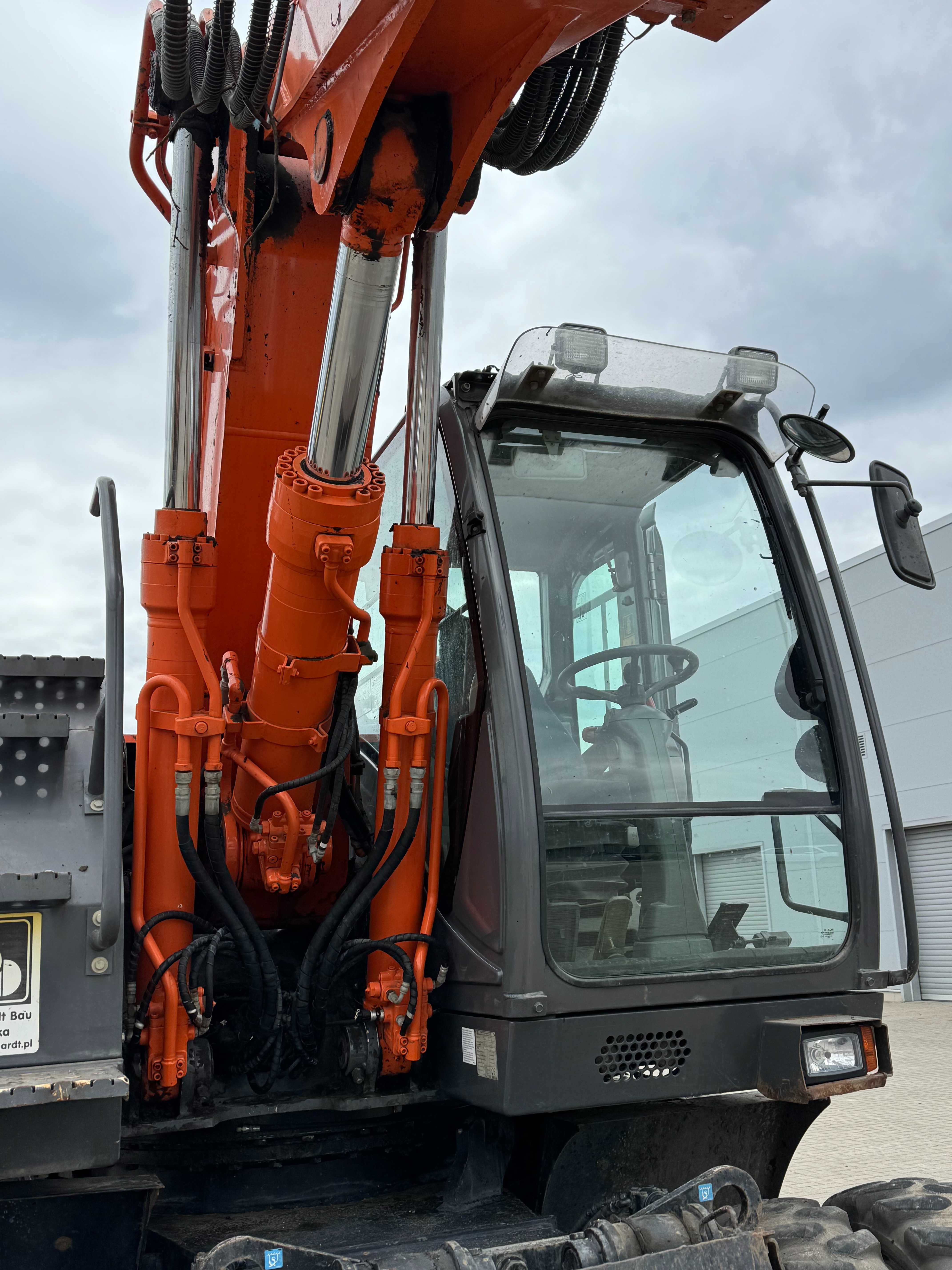 Koparka Hitachi ZX170W3