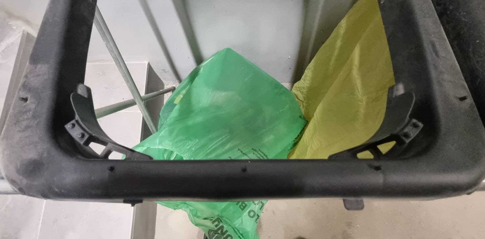 Stojak na Worki KOSZ do Segregacji Śmieci Odpadów 4x120L Metalowy