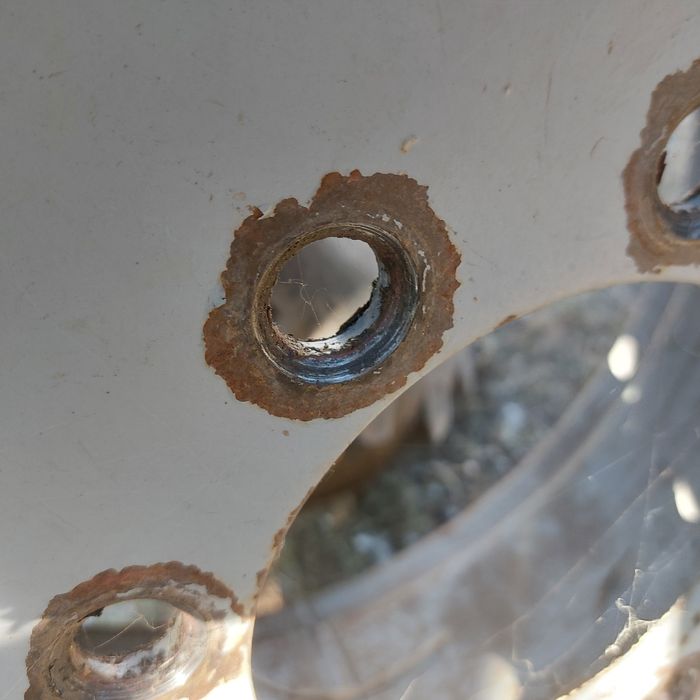 Продам колеса диски мтз