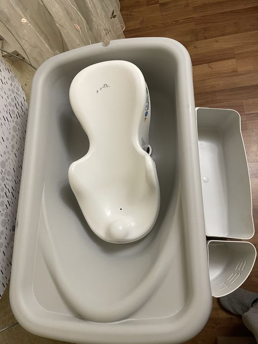 пеленальний столик із ванночкою Chicco Cuddle & Bubble