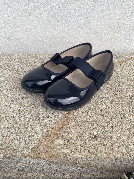 Sapatos de menina azul marinho, muito giros para 1 cerimonia