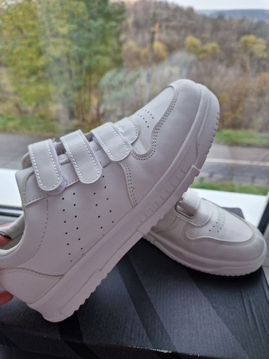 Кросівки лофери хайтопи сліпони мокасини жіночі 38р.