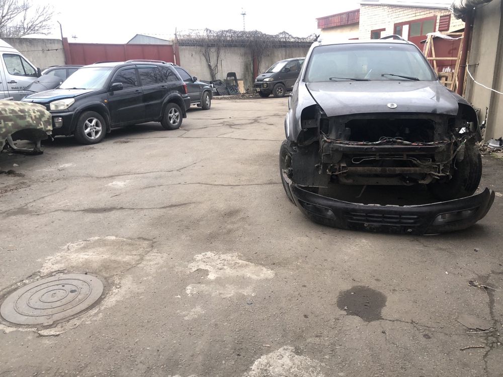 Бампер кузов рекстон 2.7