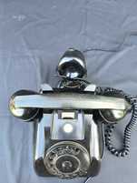 Stary czarny telefon