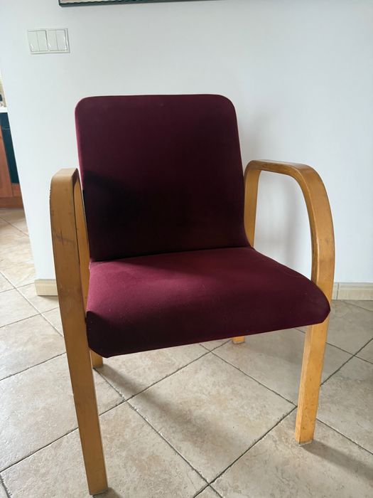 Piękne 2 krzesła vintage
