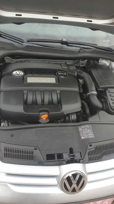 Volkswagen golf 1.6 MPI