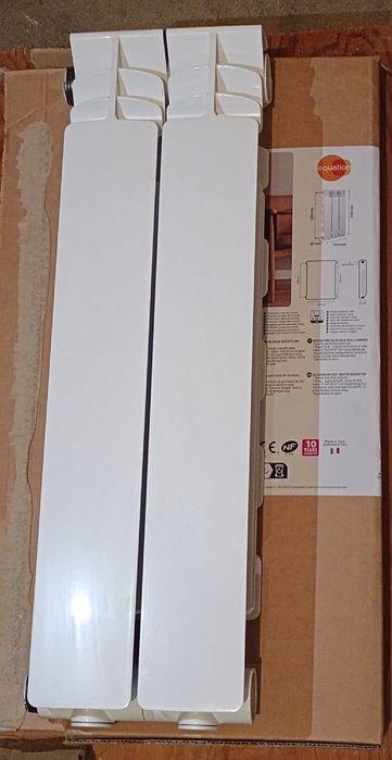 Grzejnik 2 żeberka Equation szerokość 160