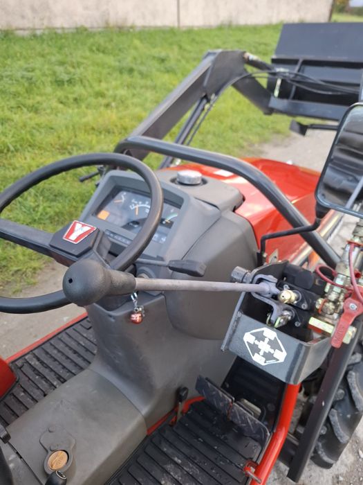Traktor traktorek japoński yanmar F200 z oryginalnym  turem piękny sta