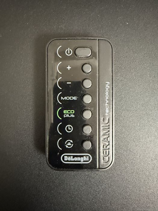 DeLonghi TCH8993ER.BC — керамічний тепловентилятор з пультом