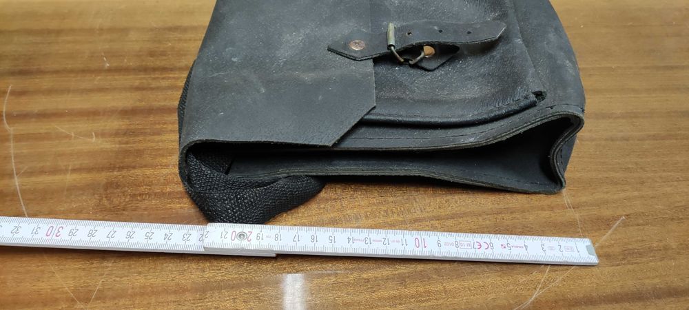 stara saszetka skórzana skóra PRL