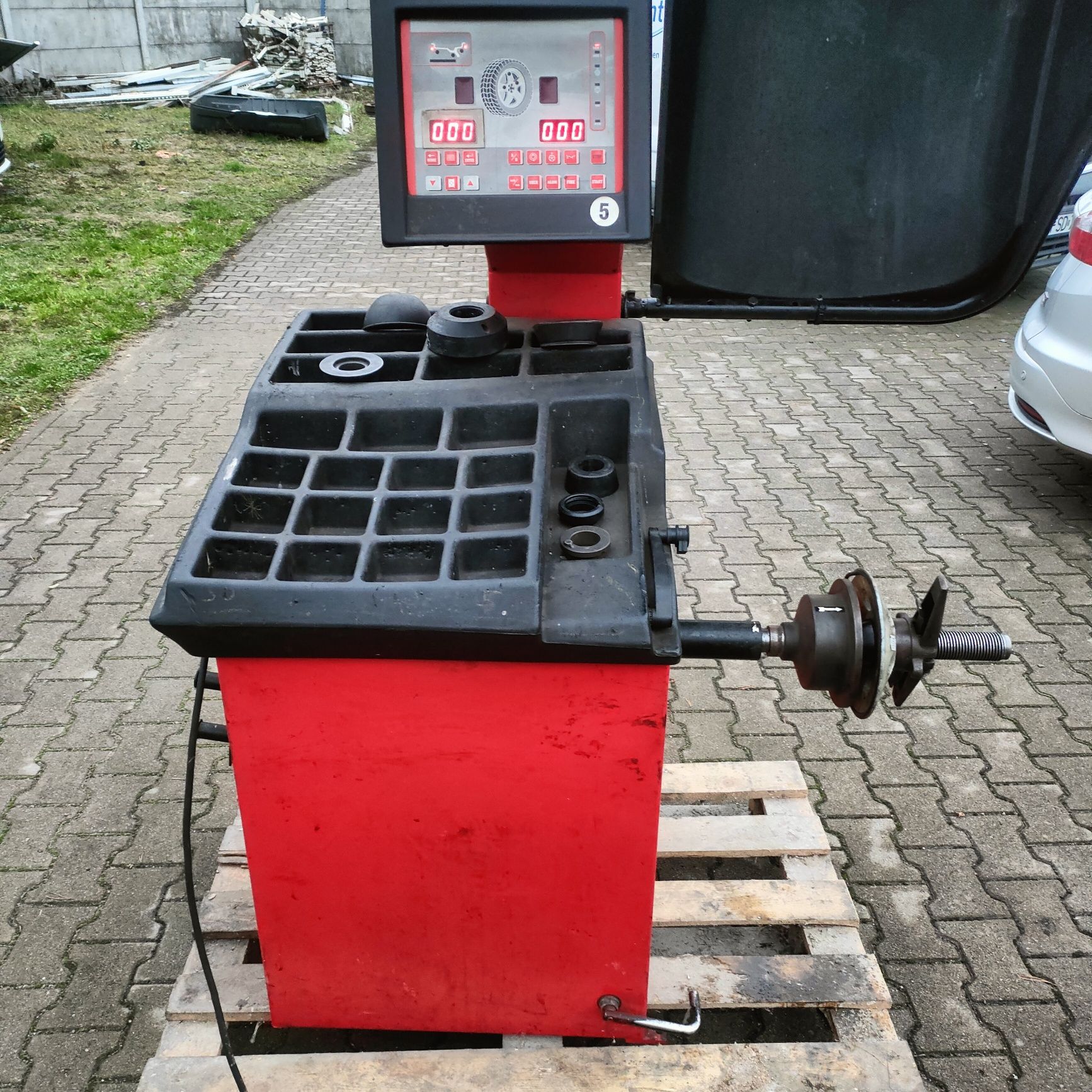 Wyważarka do kół Tip Top P7410