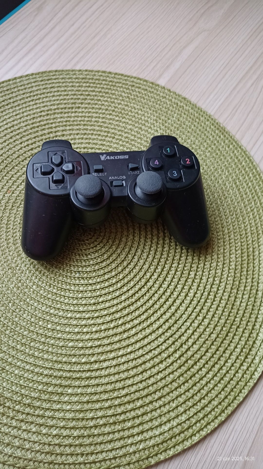 Pad do PlayStation 2 kontroler