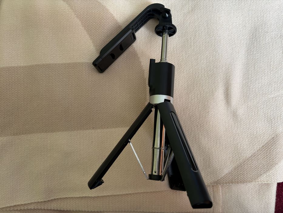 Тріпод, монопод, штатив, селфі палка