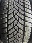 275/45/20+255/45/20 R20 Goodyear Ultra Grip Perfomance GEN1 SUV 4шт