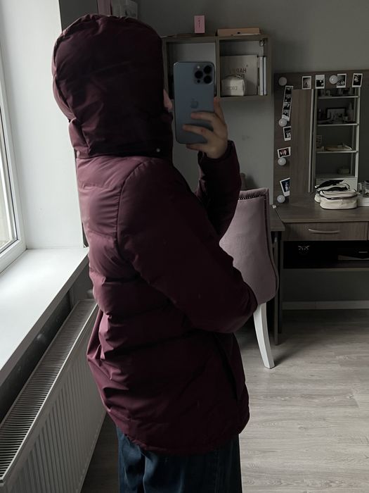 Куртка адідас колір бургунді