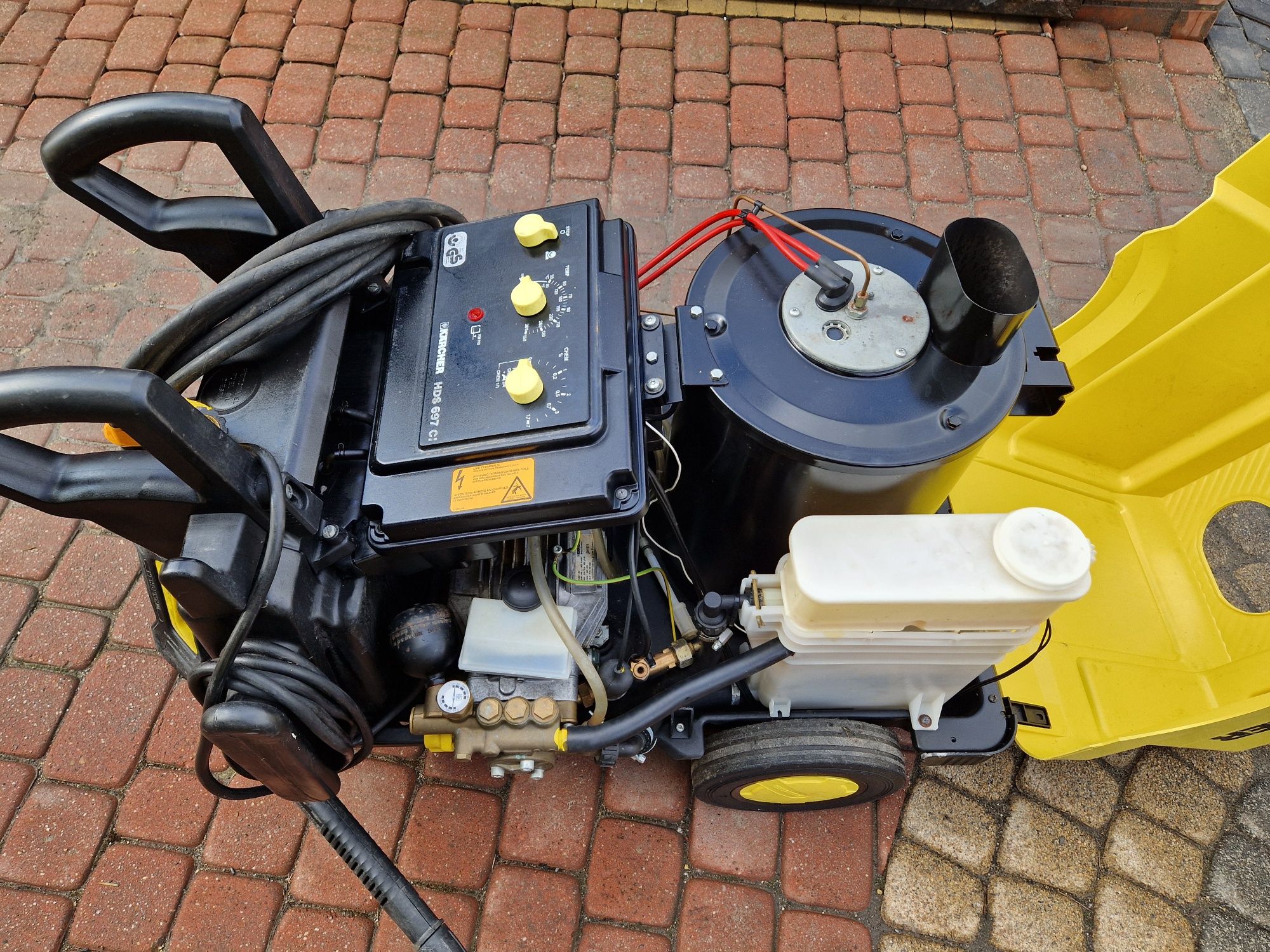 Karcher HDS 697 CI stan bdb