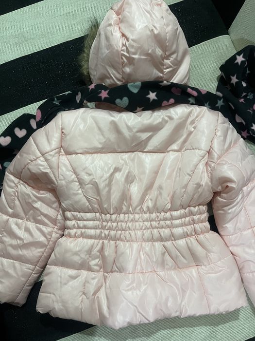 Куртка на дівчинку 4 років