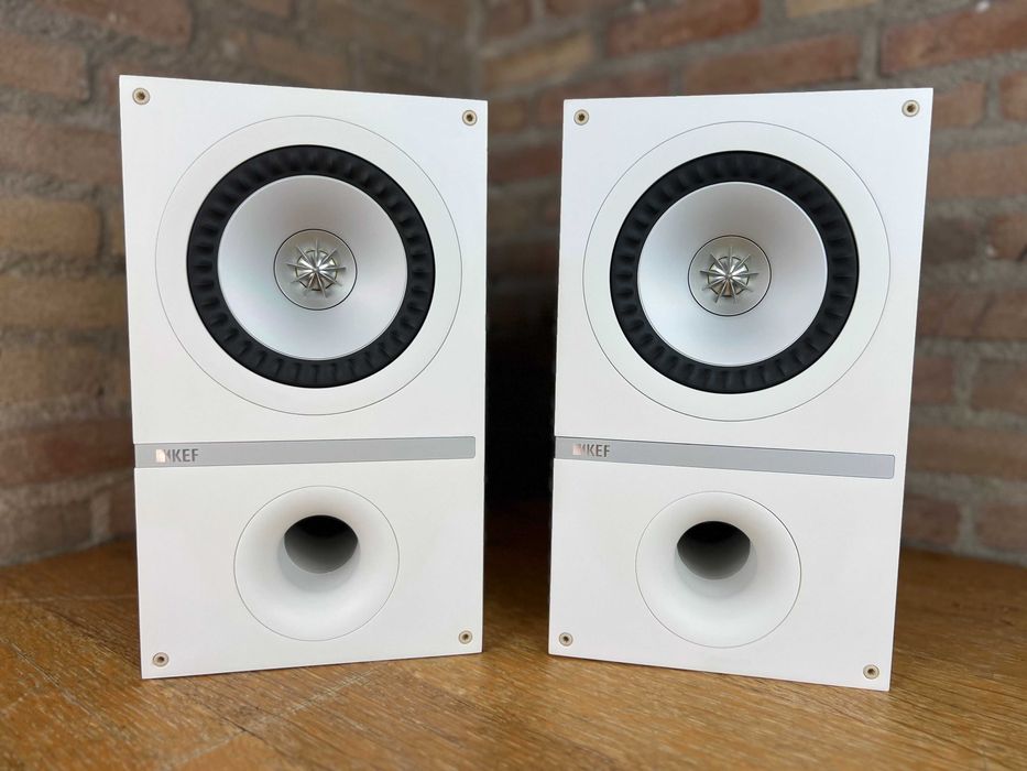Kolumny KEF Q300