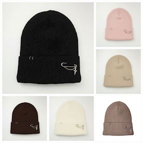 В’язана  шапка на флісі