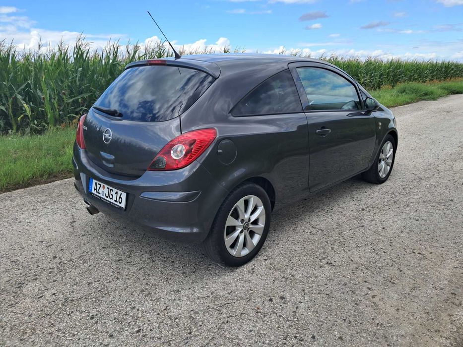 Corsa 1.4 Wersja 150 lat Opla, Bogata wersja, Po opłatach