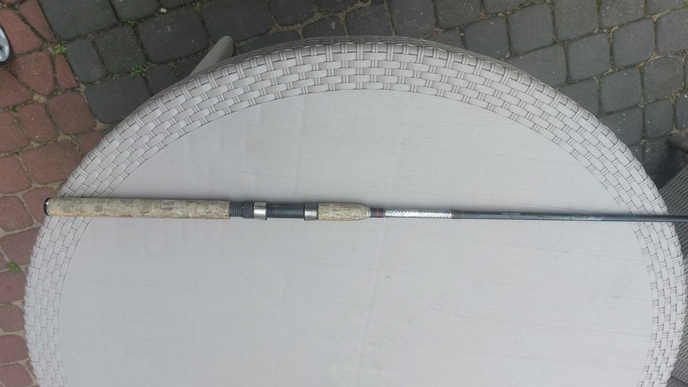 Używana wędka spinningowa JAXON