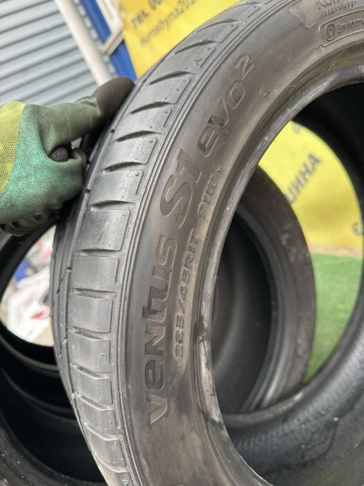 Шини Hankook Ventus S1 Evo2 225/45/17 комплект склад б/у