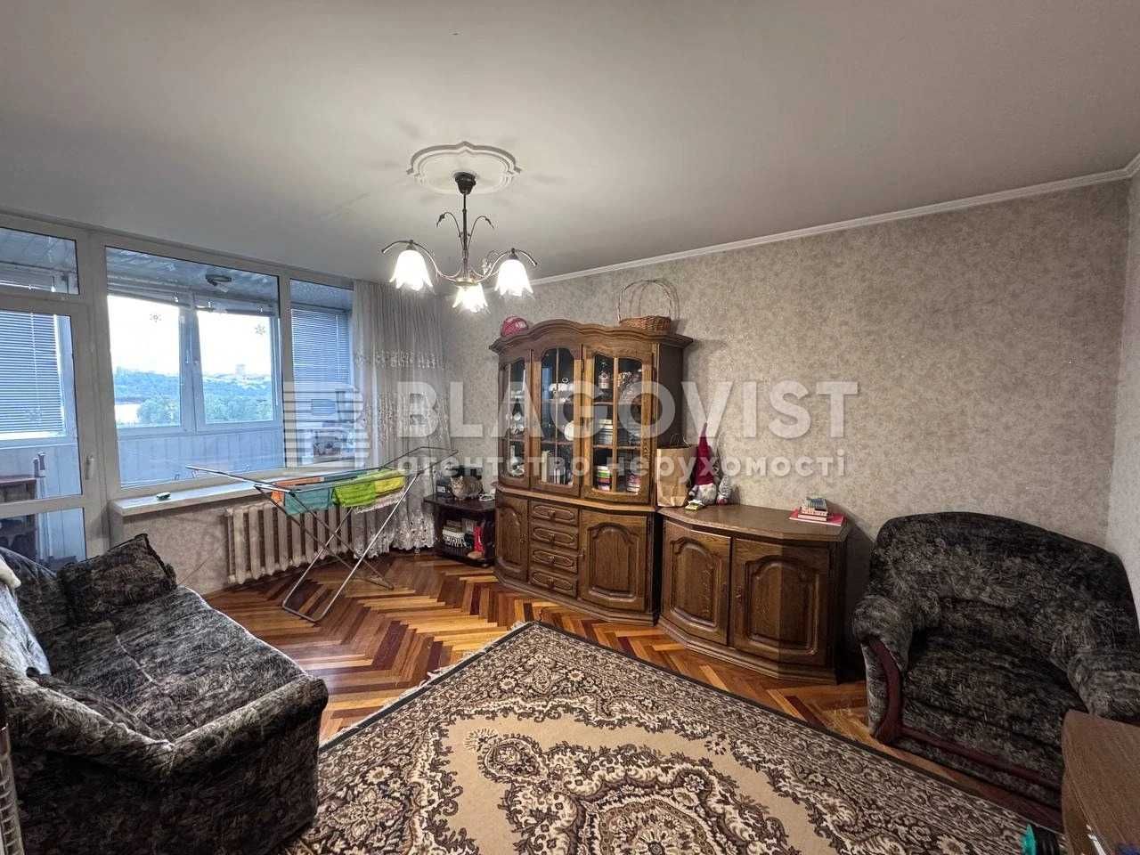 Продам видову 3 кім.квартиру.Дніпровська наб.3. м.Лівобережна.Позняки.