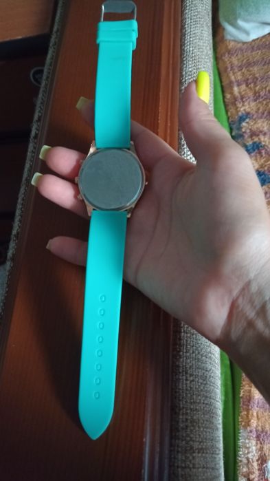 Продам механические часы