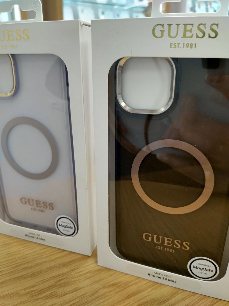 Etui Guess do iPhone 14 Plus - MagSafe gold