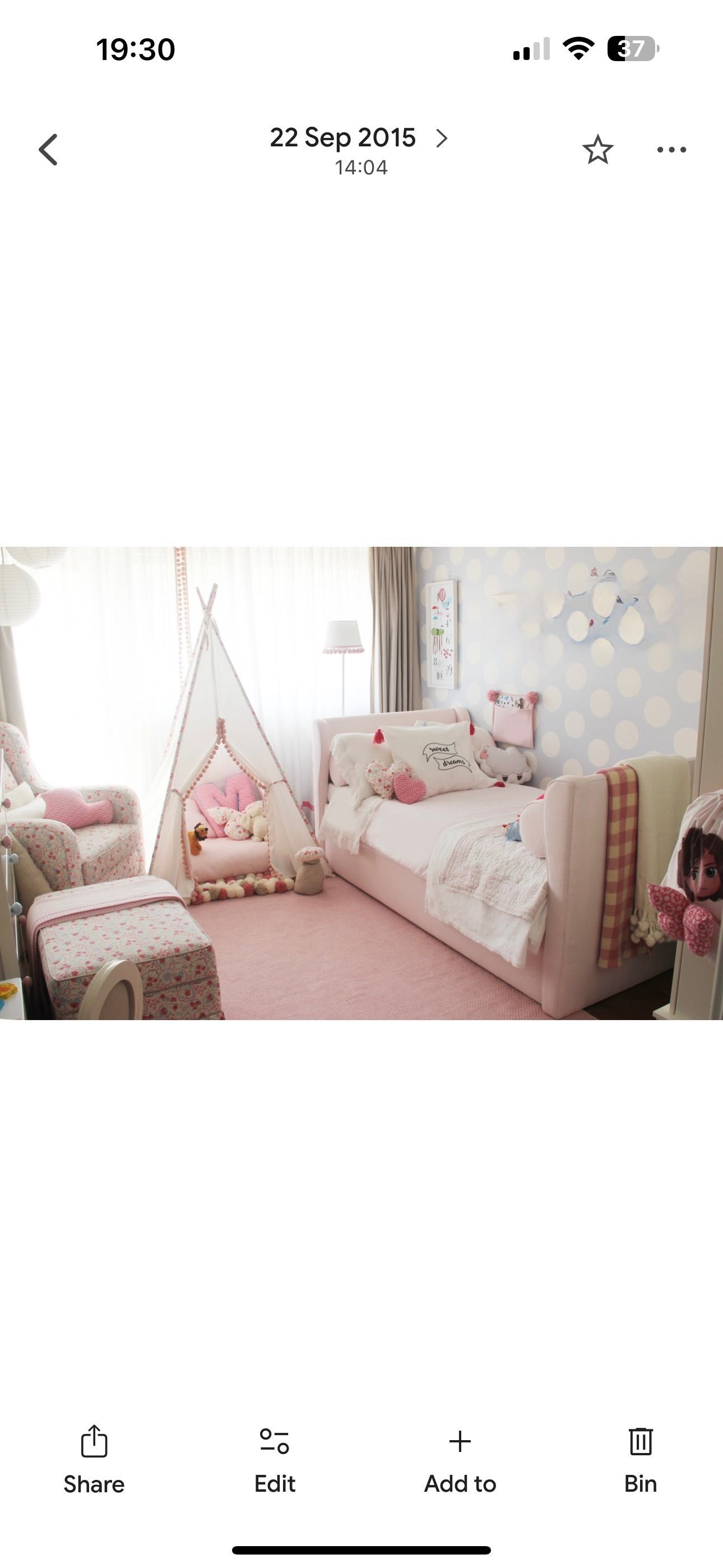 Cama c gavetão insp estilo Império estofada – 1.80m x 90cm
