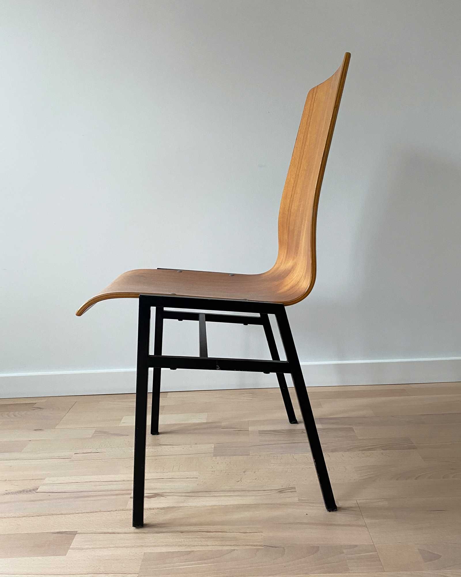 Krzesło drewniane lata 60. nowoczesne minimalistyczne skandynawski