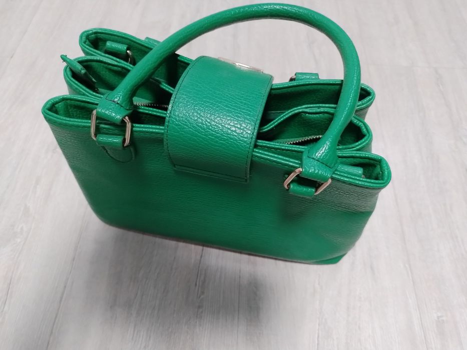 Сумка женская зеленая босоножки 42 размер