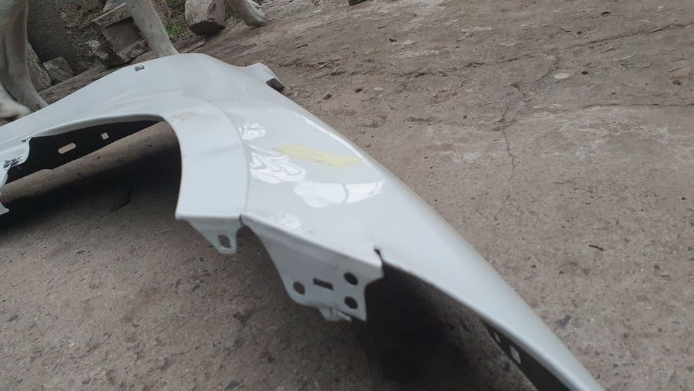 Продам крило БМВ i4 m40