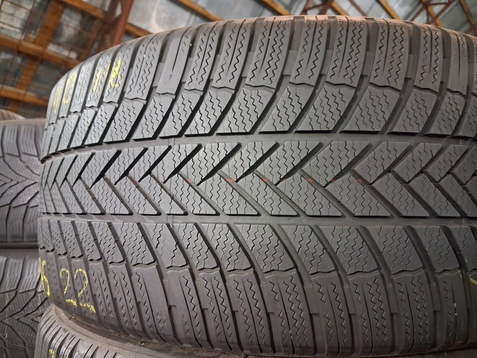 255/40 R18 Bridgestone Blizzak lm 005 шини б/в зима