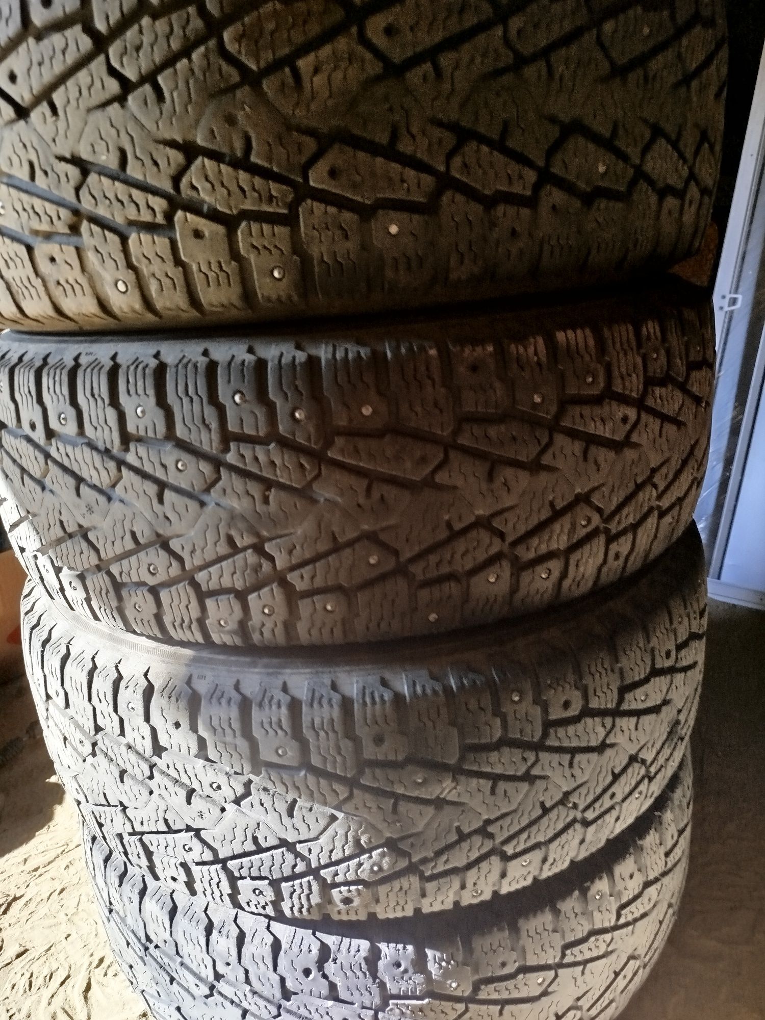 Шини Nokian 205/65 R16С