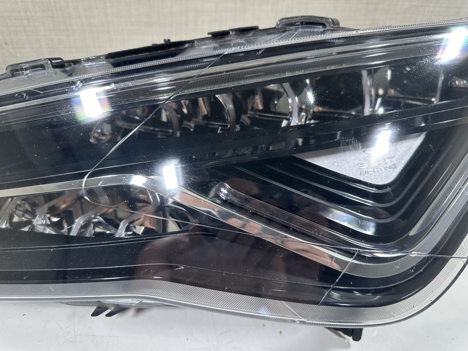 Фара передняя левая Seat Leon 3 ( 2017 2018 2019 2020 г.) 5F1941773A